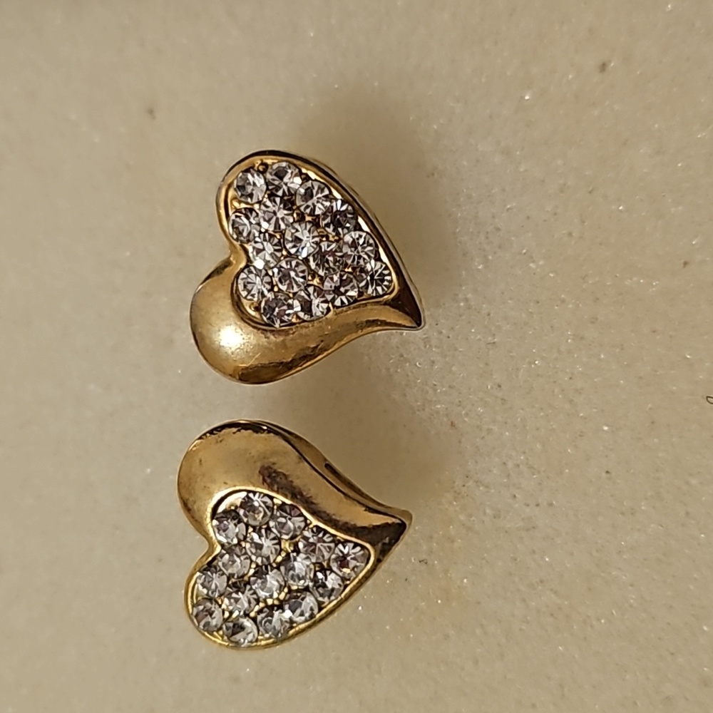 Earings